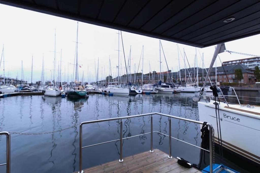 Hausboot Fjord Meeresbrise Mit Dachterrasse In Фленсбург Экстерьер фото