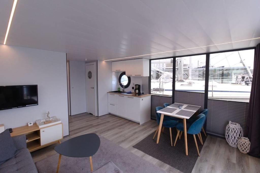 Hausboot Fjord Meeresbrise Mit Dachterrasse In Фленсбург Экстерьер фото